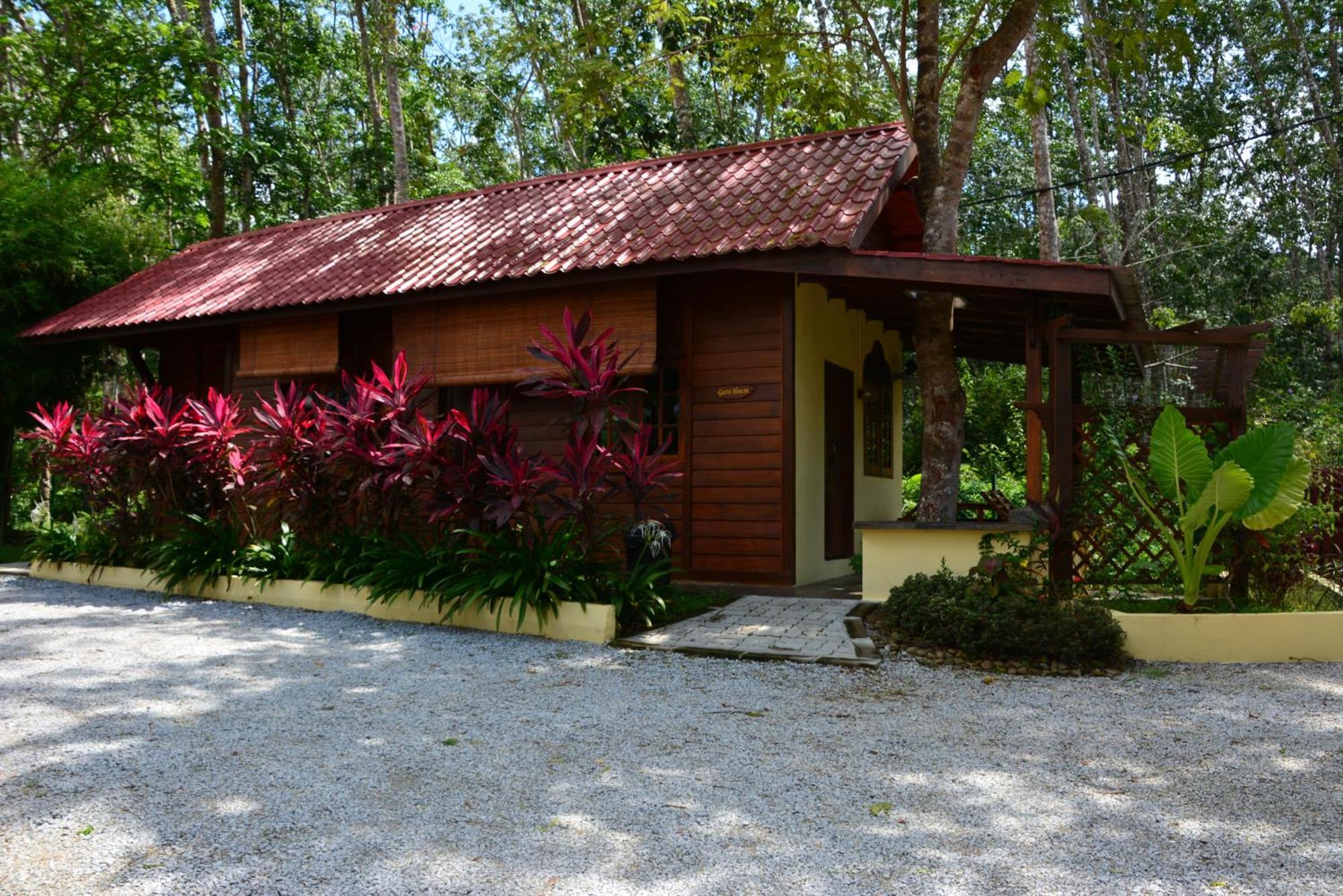 Sunset Valley Holiday Houses Padang Mat Sirat Exterior photo